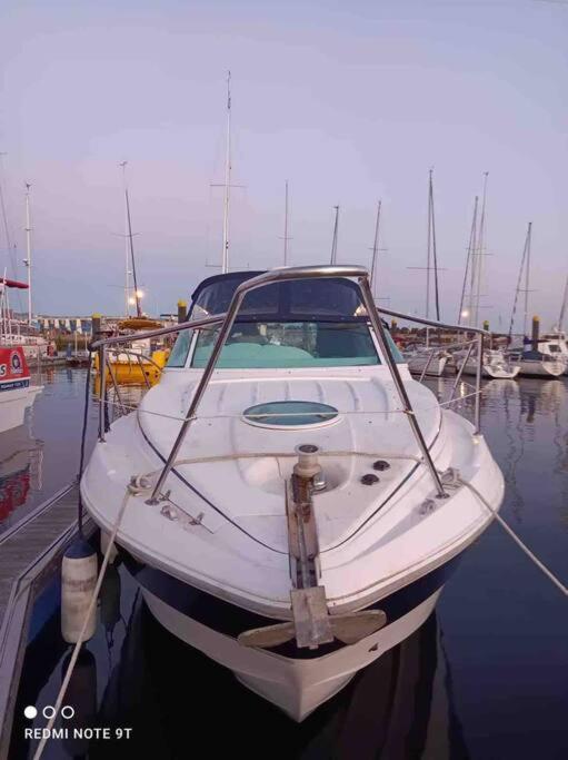 Hotel Barco Con Parking Y Duchas Gratuitas Sanxenxo Exterior foto